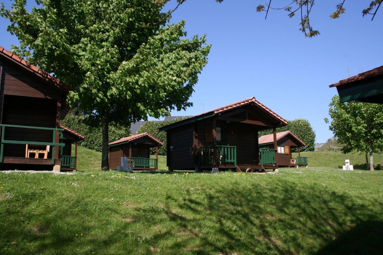Camping Les Etoiles Saint-Sornin-Lavolps Exterior foto